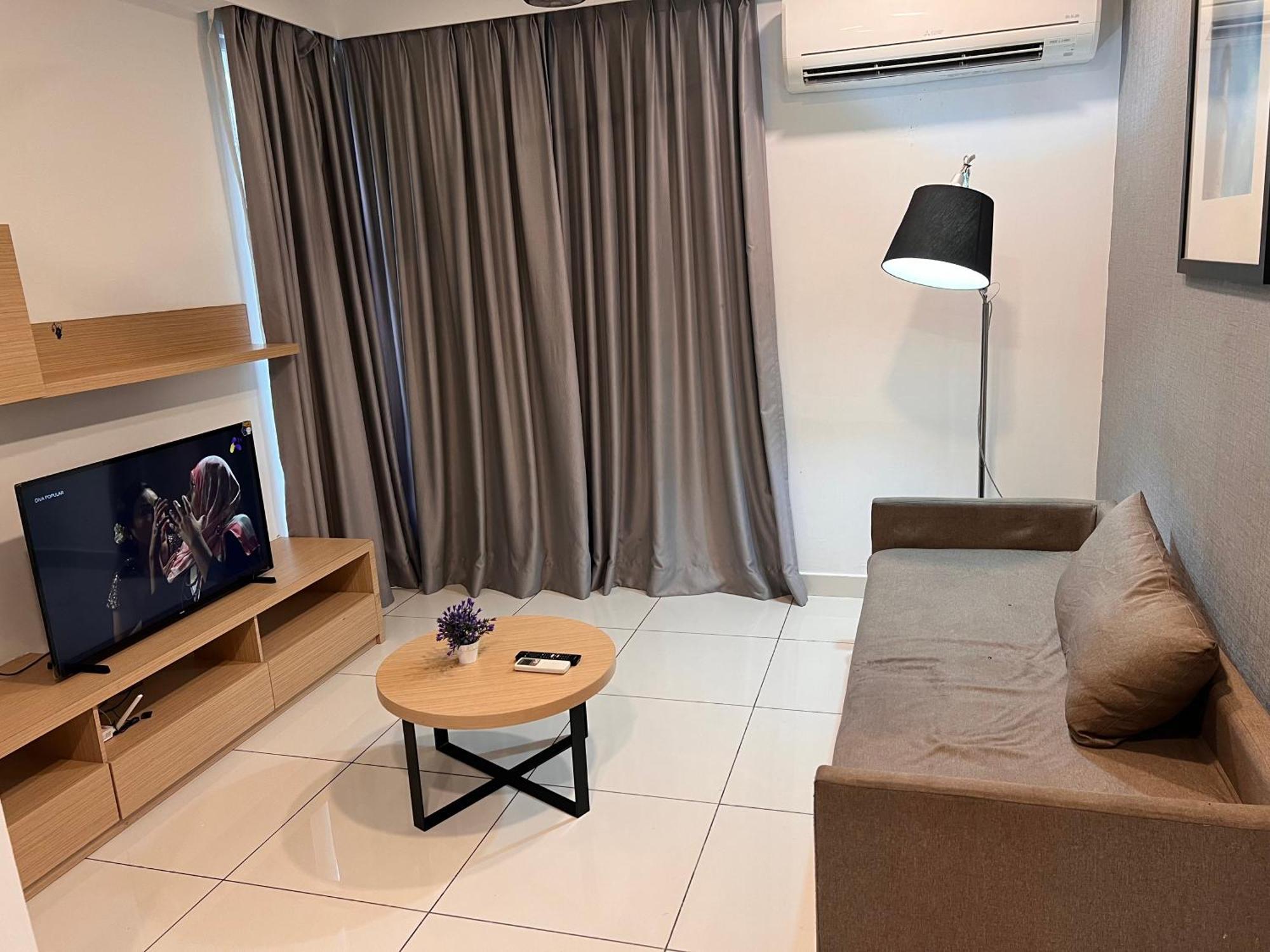Apartemen 1 Tebrau Residences By Yml Johor Bahru