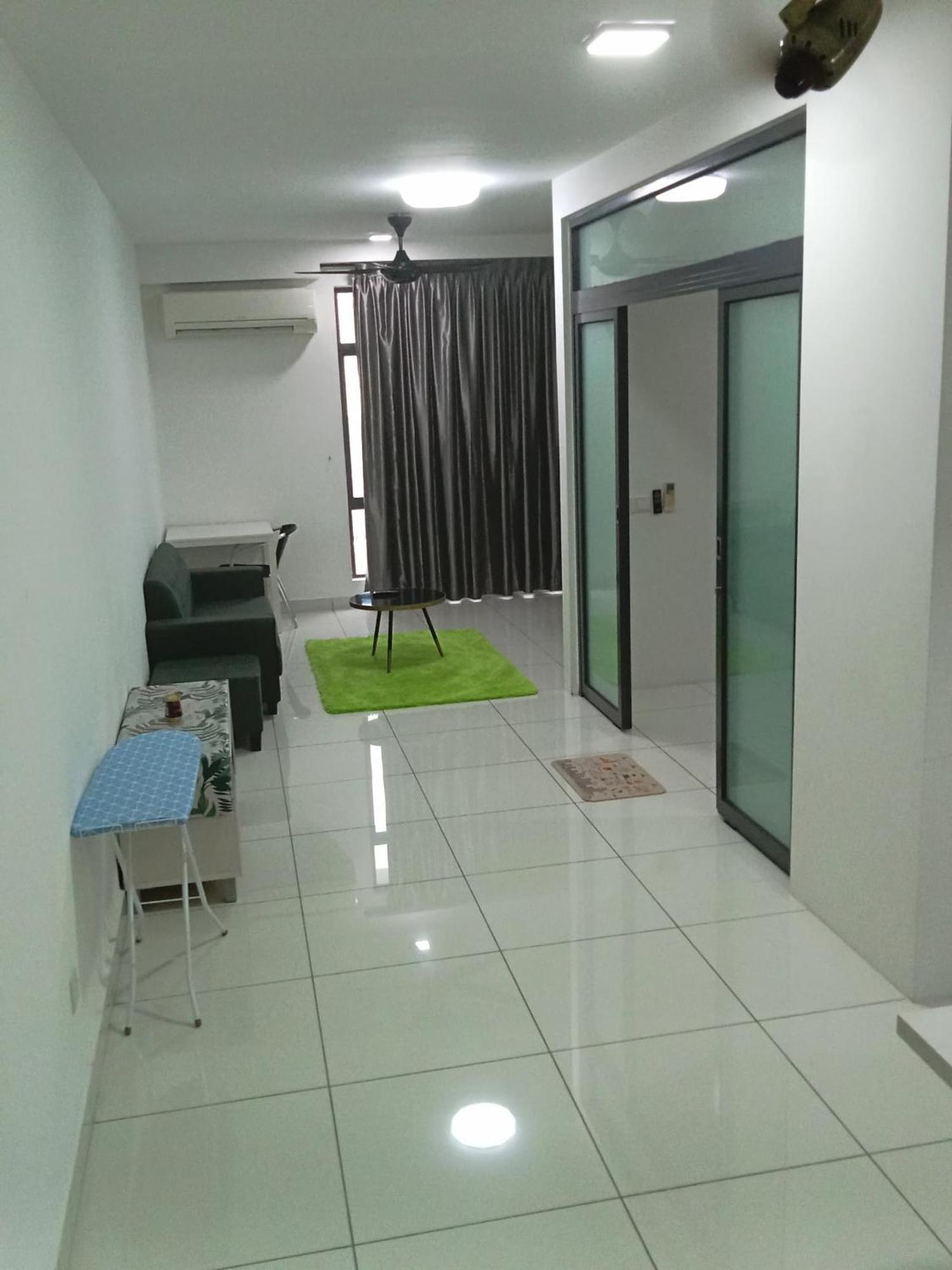 1 Tebrau Residences By Yml * Johor Bahru