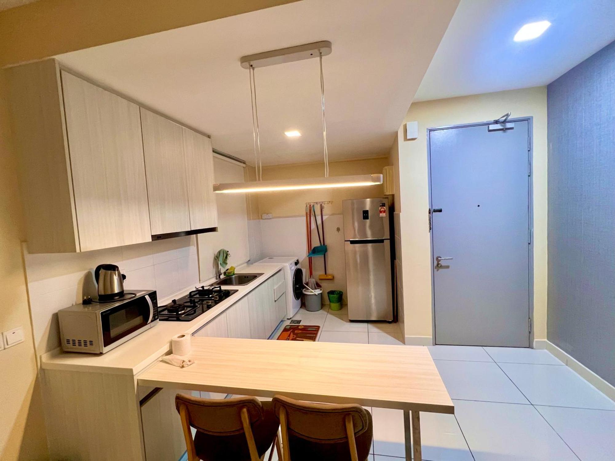 1 Tebrau Residences By Yml Apartemen
